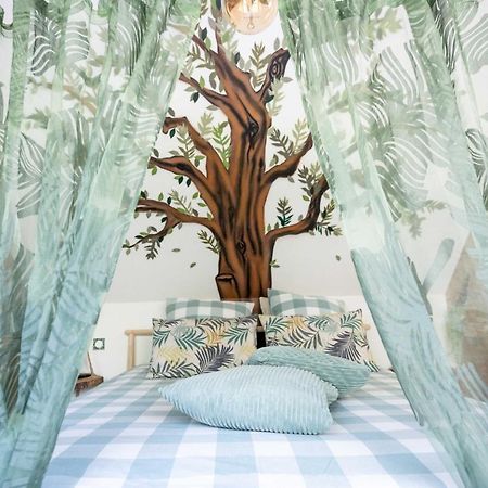 مبيت وإفطار أونفلور L'Arbre A The المظهر الخارجي الصورة